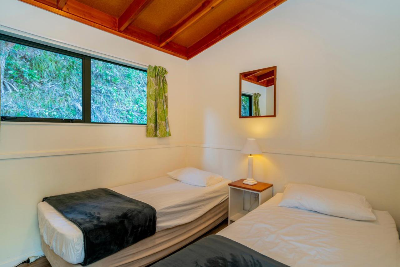 Coromandel Anglers Lodge מראה חיצוני תמונה