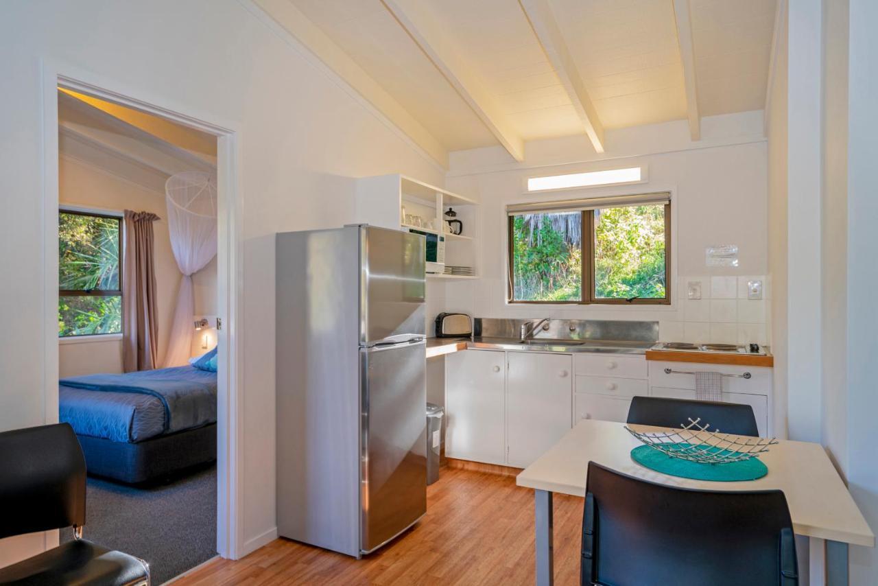 Coromandel Anglers Lodge מראה חיצוני תמונה