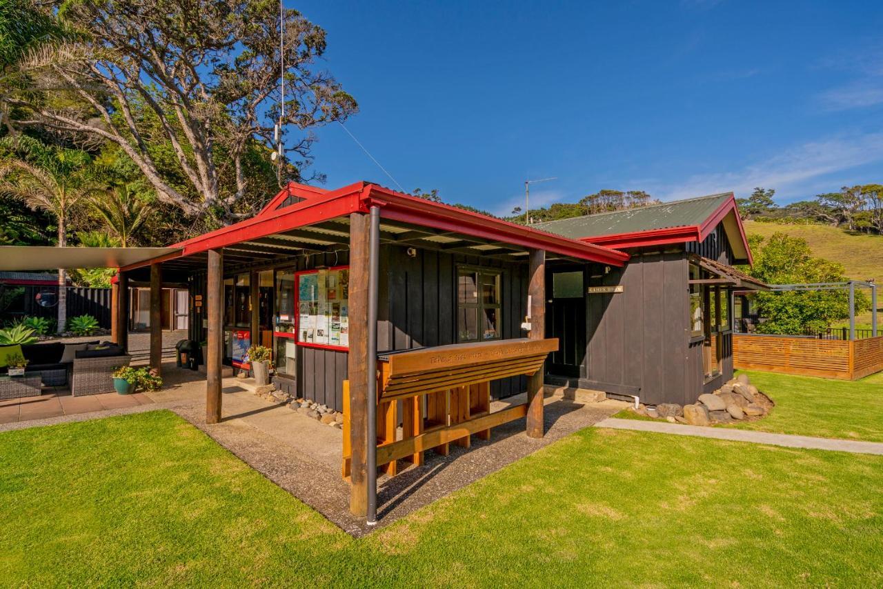 Coromandel Anglers Lodge מראה חיצוני תמונה
