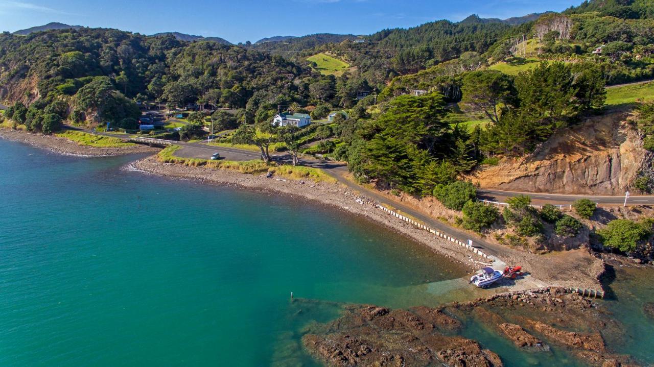 Coromandel Anglers Lodge מראה חיצוני תמונה