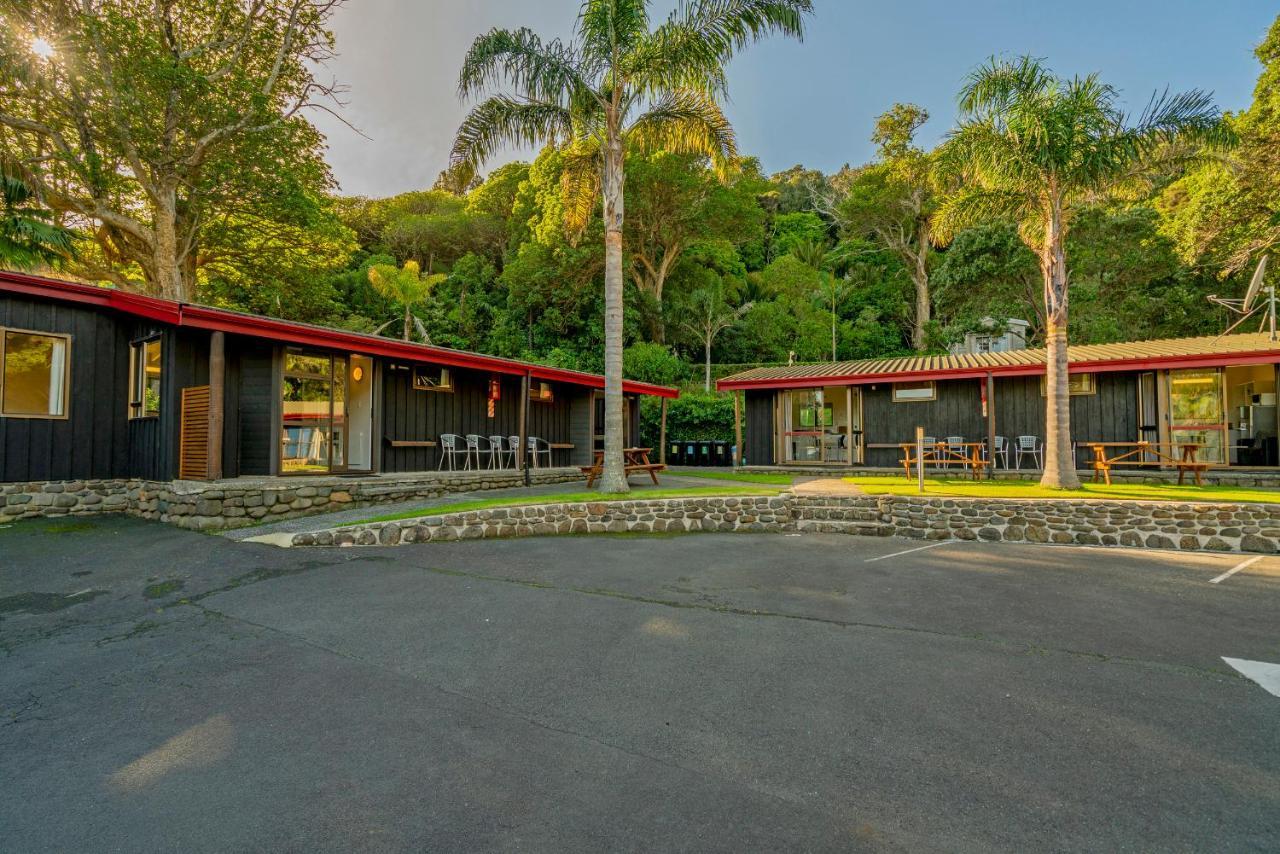 Coromandel Anglers Lodge מראה חיצוני תמונה