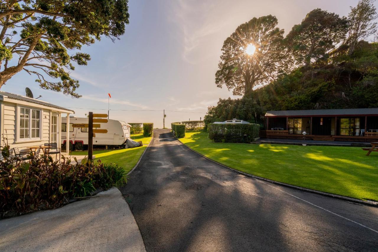 Coromandel Anglers Lodge מראה חיצוני תמונה